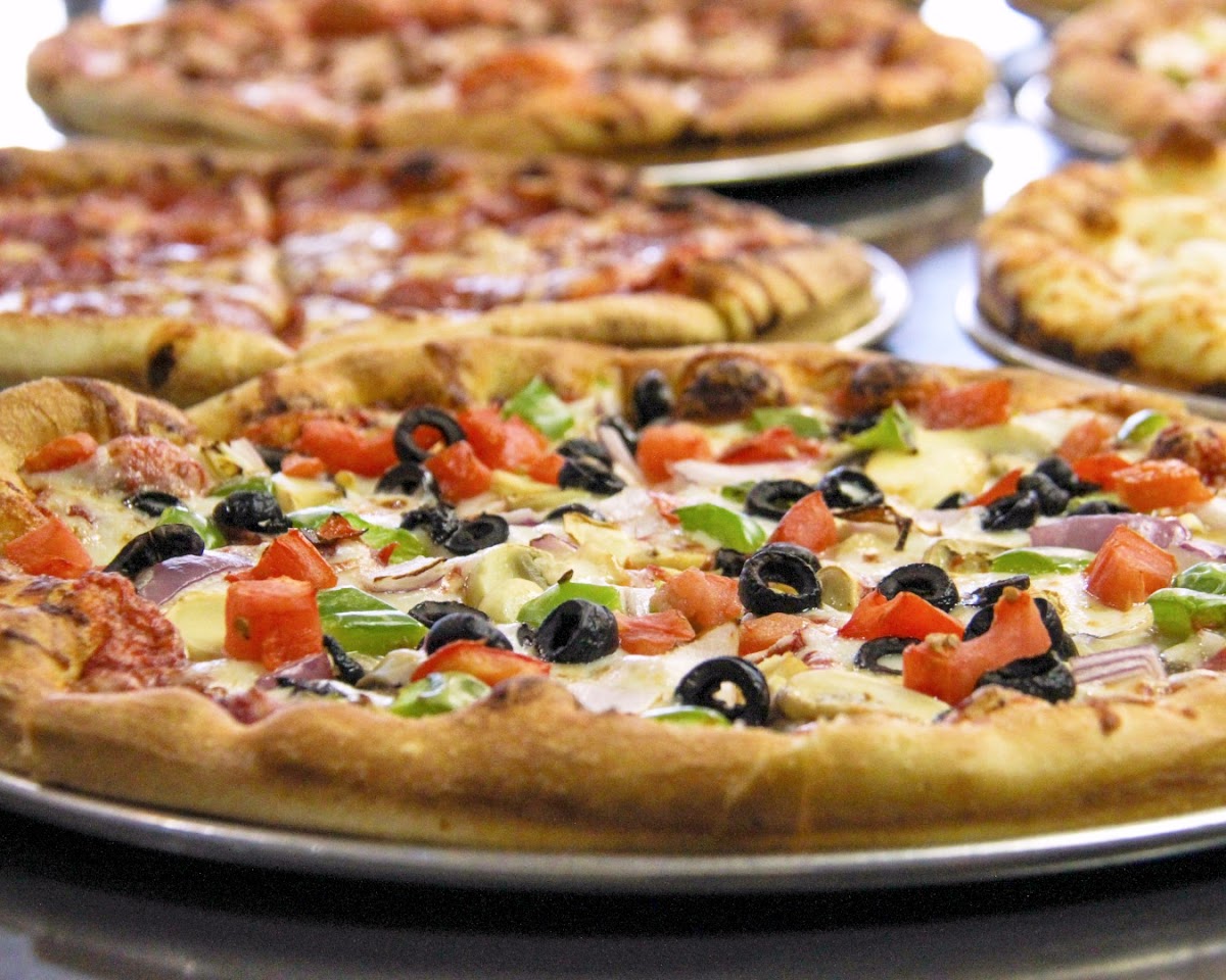 Snappy Tomato Pizza Photos 2